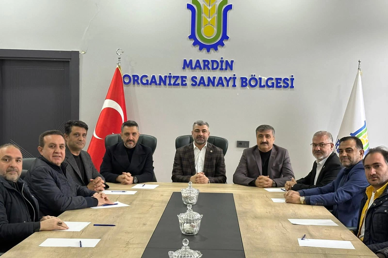 AK Partili Faruk Kılıç tekstilcileri dinledi