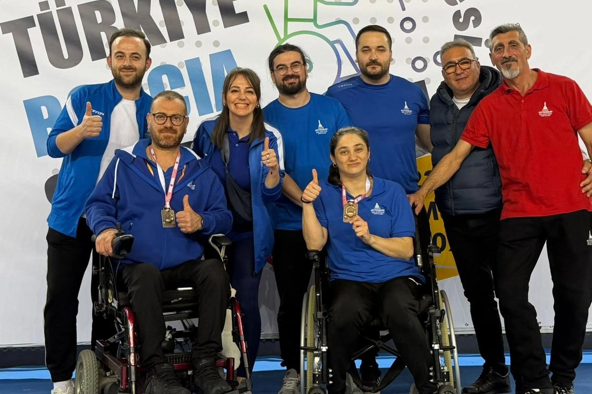 İzmir'in boccia takımı, bronz madalya ile döndü