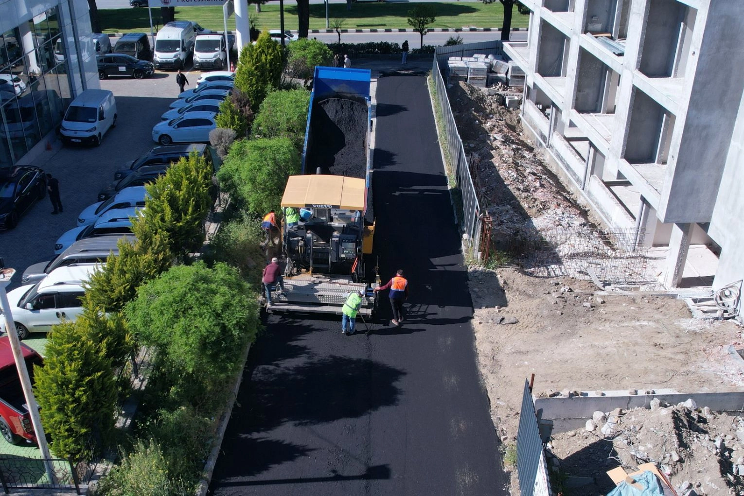 Manisa'da üniversite ve hastane yolu yenileniyor